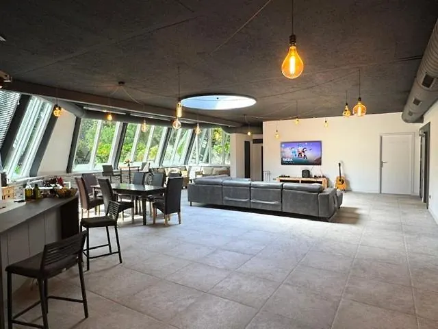 5-Bedroom Villa In Makkum
